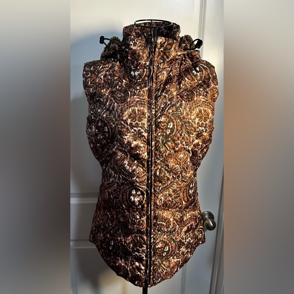 Patagonia Women's Brown Patterned Puffer‎ Vest w/ Detachable Hood